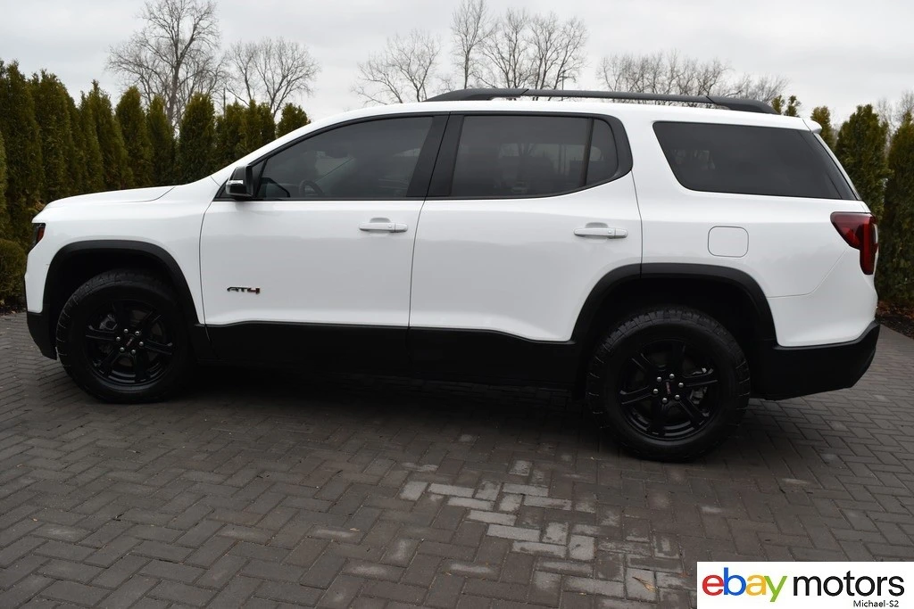 2023 GMC Acadia - Image 8 of 21