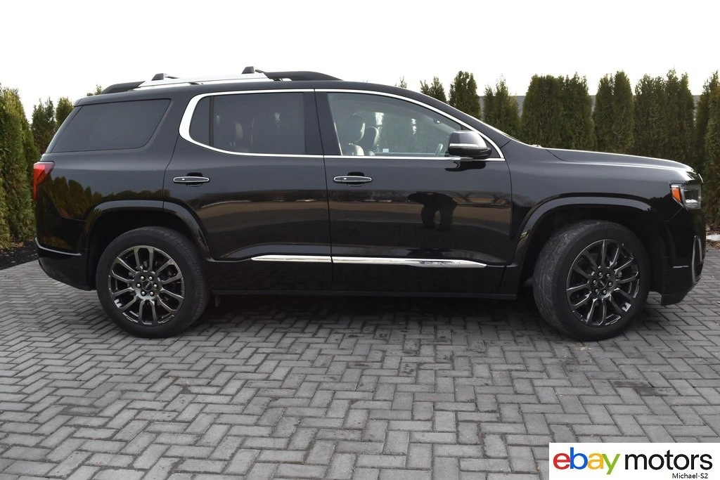 2023 GMC Acadia - Image 4 of 24