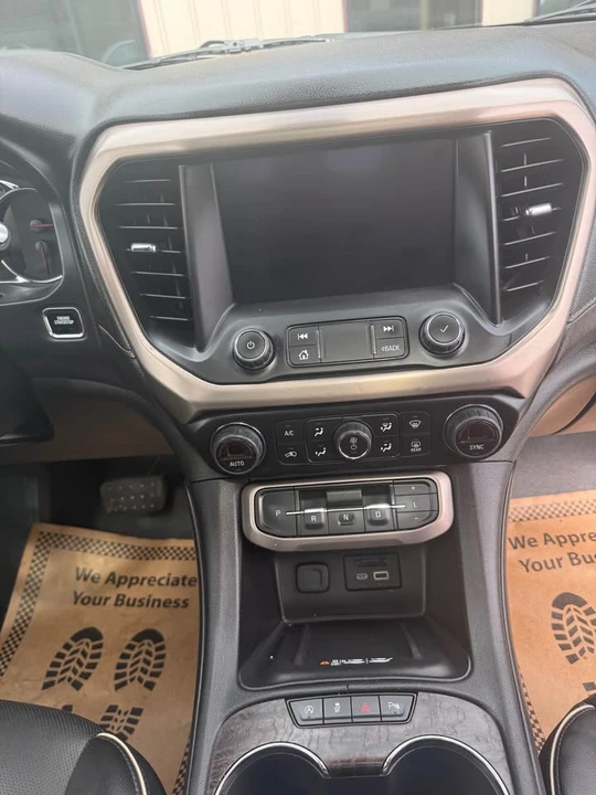 2023 GMC Acadia - Image 6 of 10