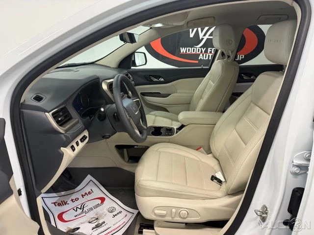 2023 GMC Acadia - Image 11 of 21