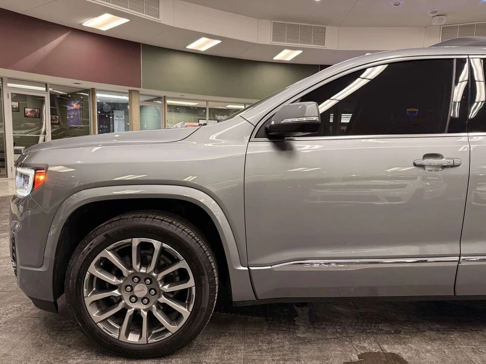 2023 GMC Acadia - Image 21 of 21