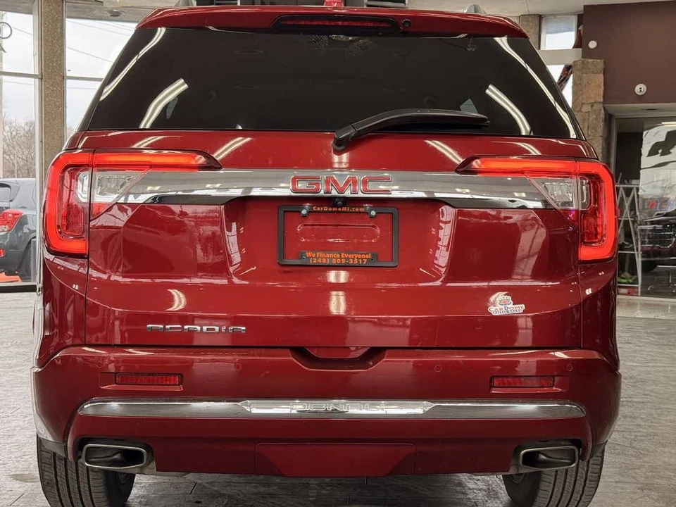 2023 GMC Acadia - Image 13 of 21