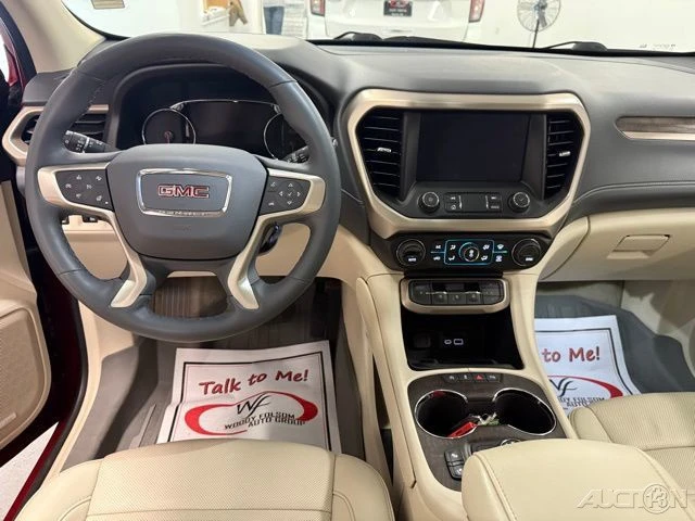 2023 GMC Acadia - Image 19 of 21