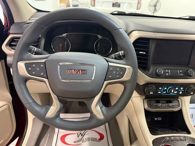 2023 GMC Acadia - Image 18 of 21