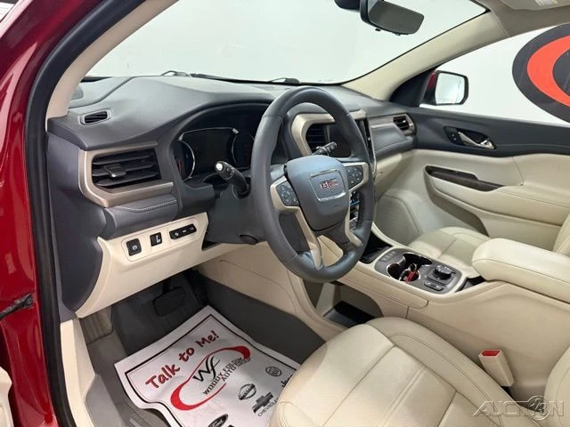 2023 GMC Acadia - Image 13 of 21