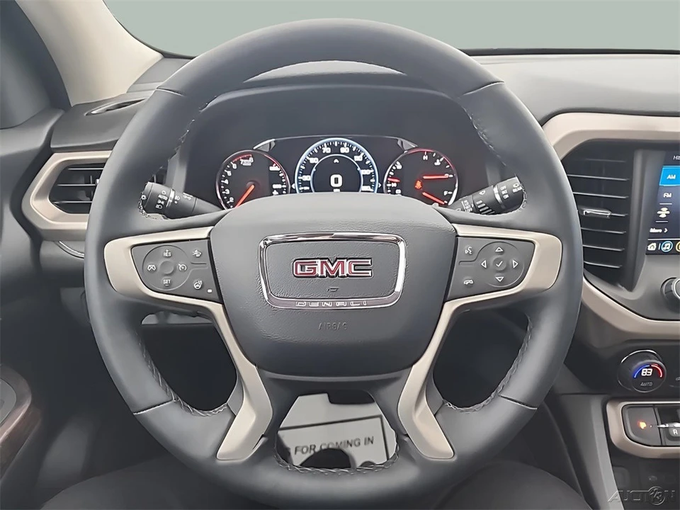 2023 GMC Acadia - Image 16 of 21