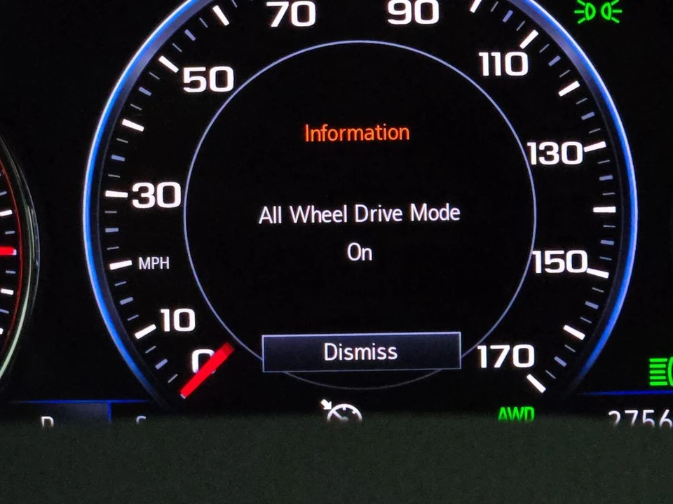 2023 GMC Acadia - Image 10 of 12