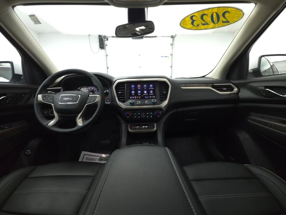 2023 GMC Acadia - Image 2 of 12