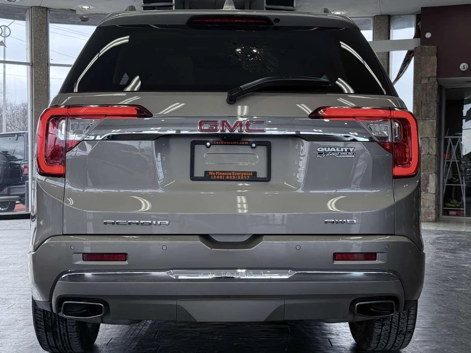 2023 GMC Acadia - Image 13 of 21