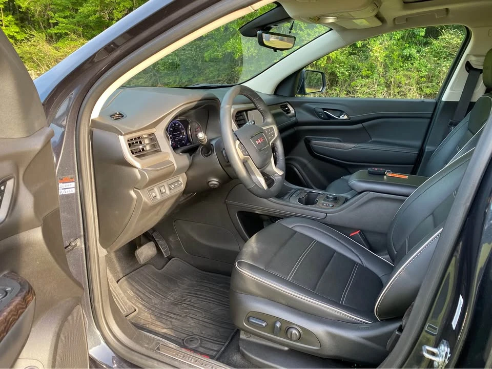 2023 GMC Acadia - Image 7 of 7