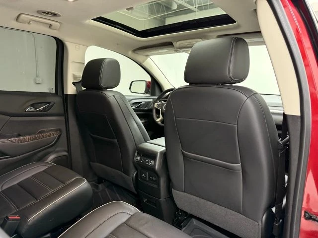 2023 GMC Acadia - Image 16 of 21