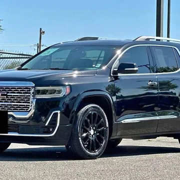 2023 GMC Acadia Denali Sport Utility 4D