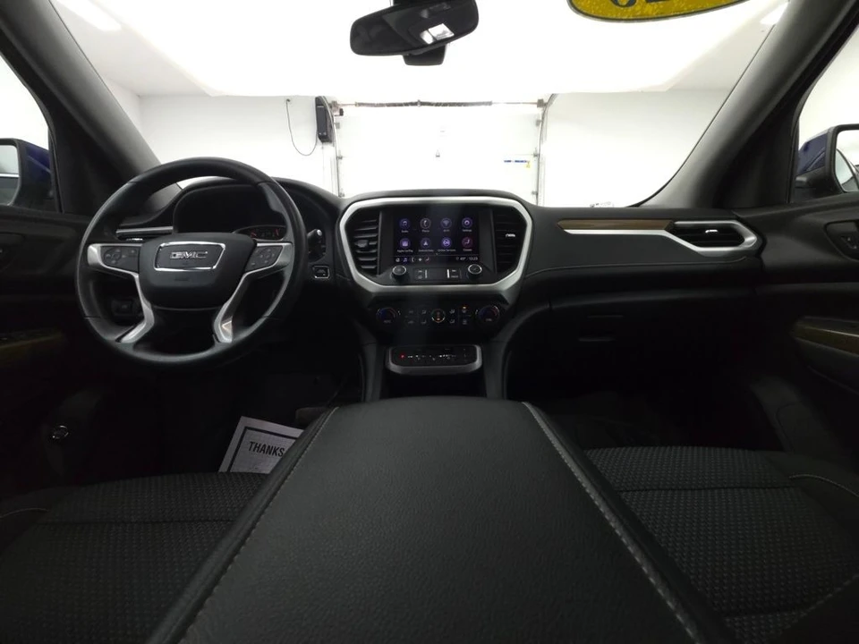 2023 GMC Acadia - Image 2 of 12