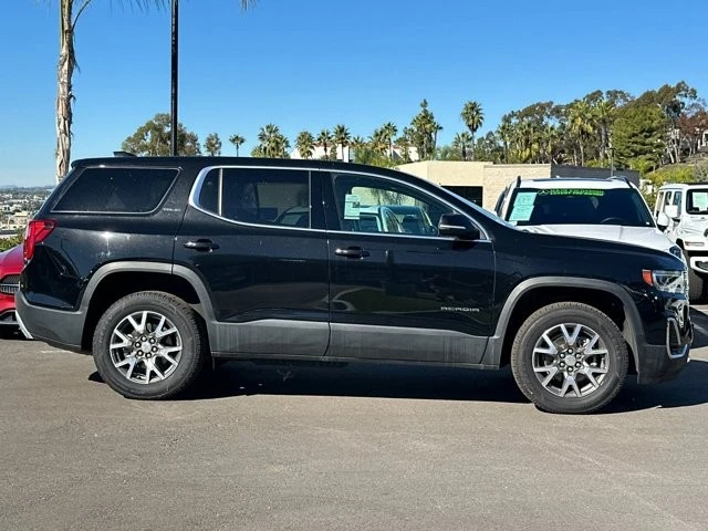 2023 GMC Acadia - Image 2 of 12