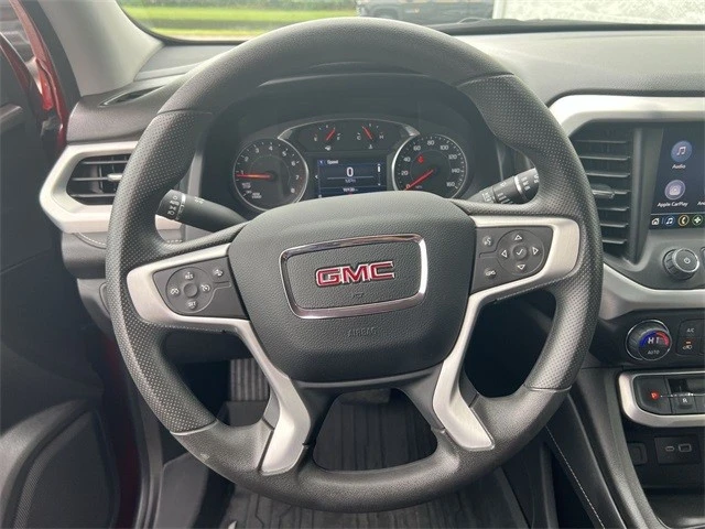 2023 GMC Acadia - Image 11 of 21