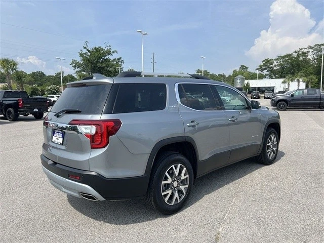2023 GMC Acadia - Image 8 of 21