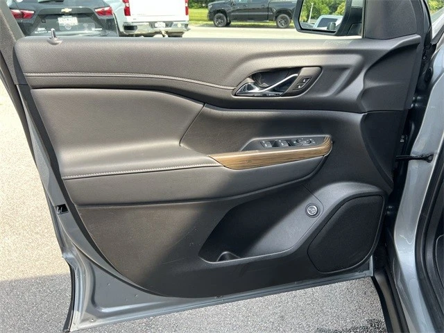 2023 GMC Acadia - Image 21 of 21
