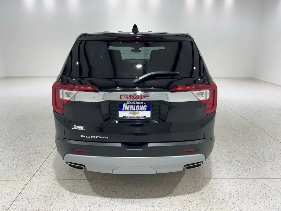 2023 GMC Acadia - Image 4 of 12