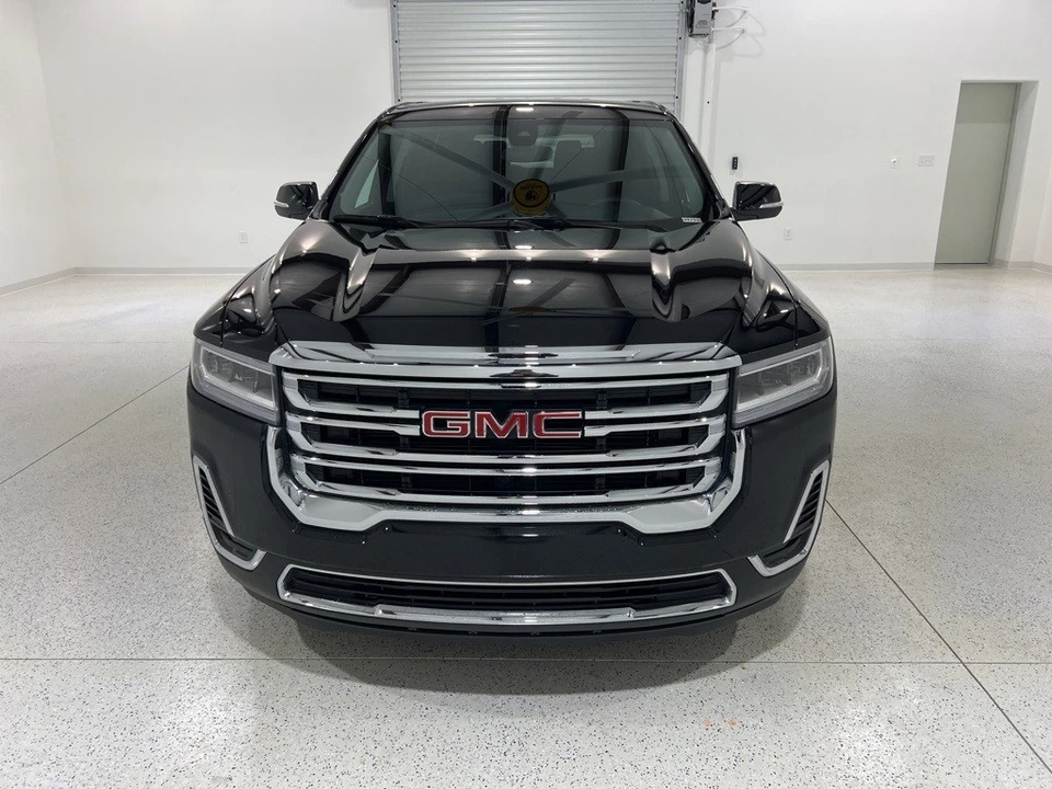 2023 GMC Acadia - Image 8 of 21