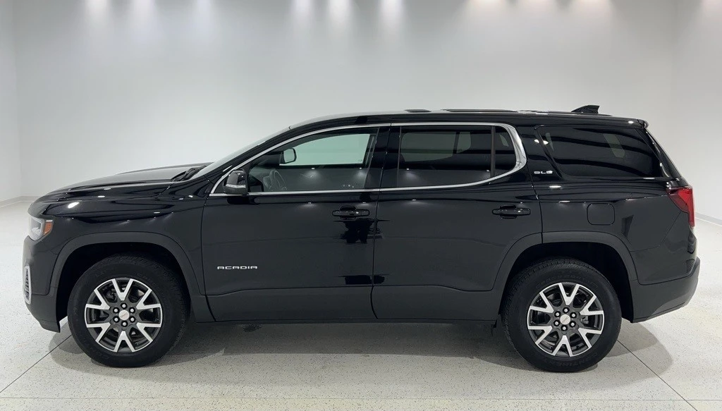 2023 GMC Acadia - Image 2 of 12