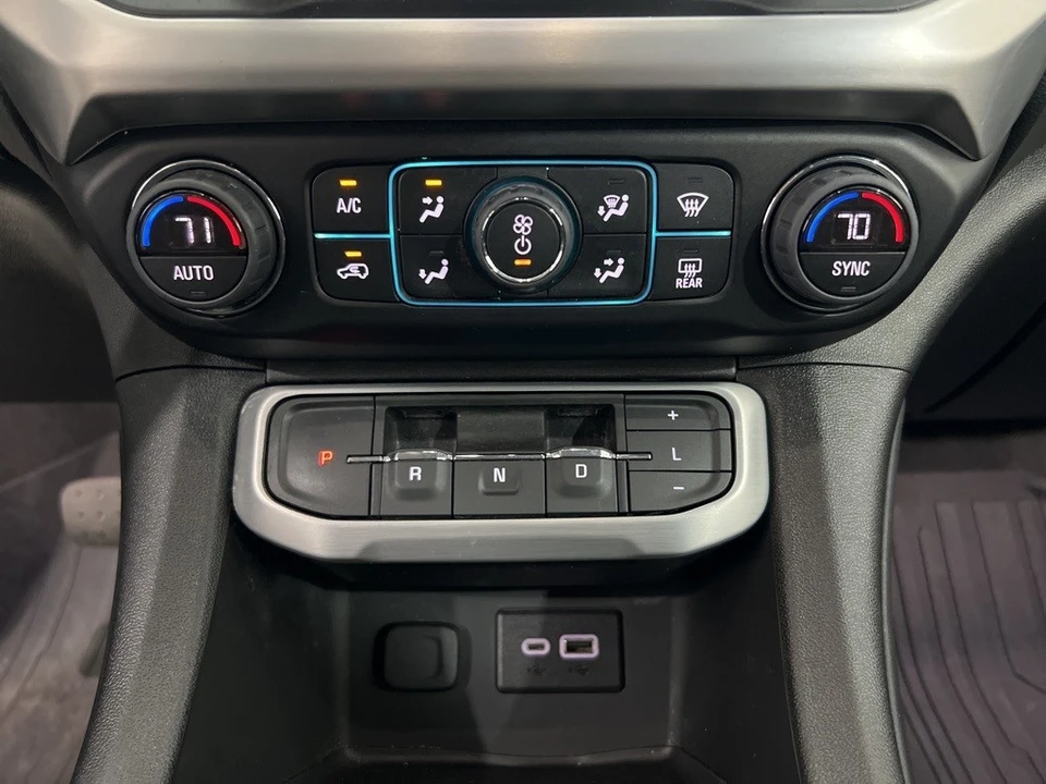 2023 GMC Acadia - Image 14 of 21
