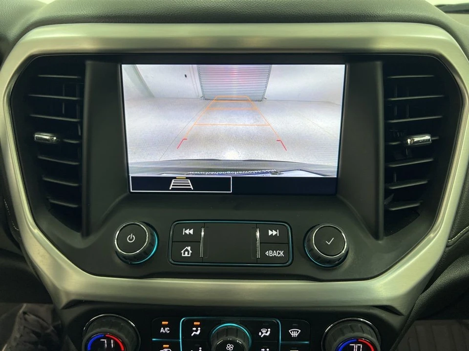 2023 GMC Acadia - Image 12 of 21