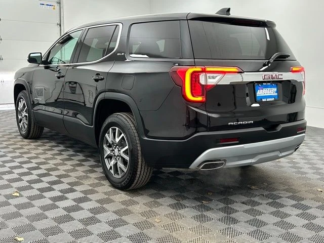 2023 GMC Acadia - Image 11 of 12