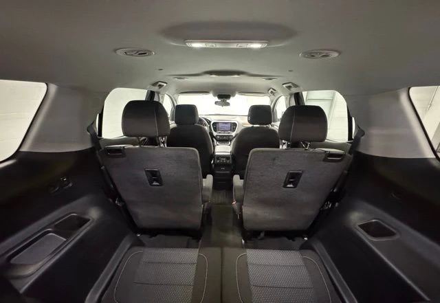2023 GMC Acadia - Image 11 of 21