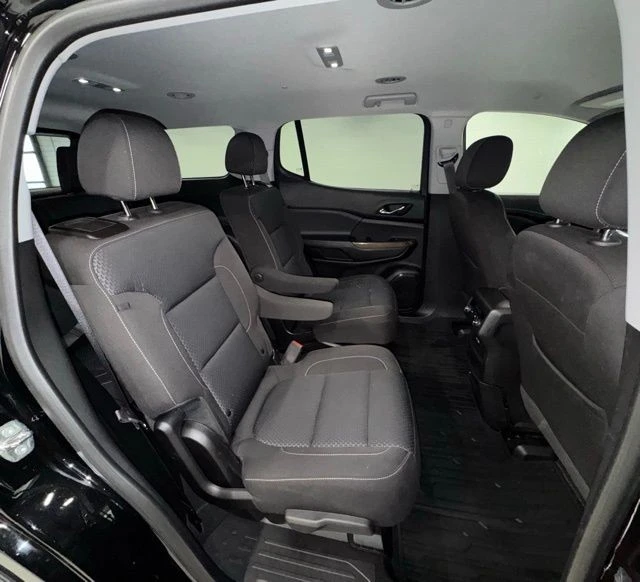 2023 GMC Acadia - Image 14 of 21