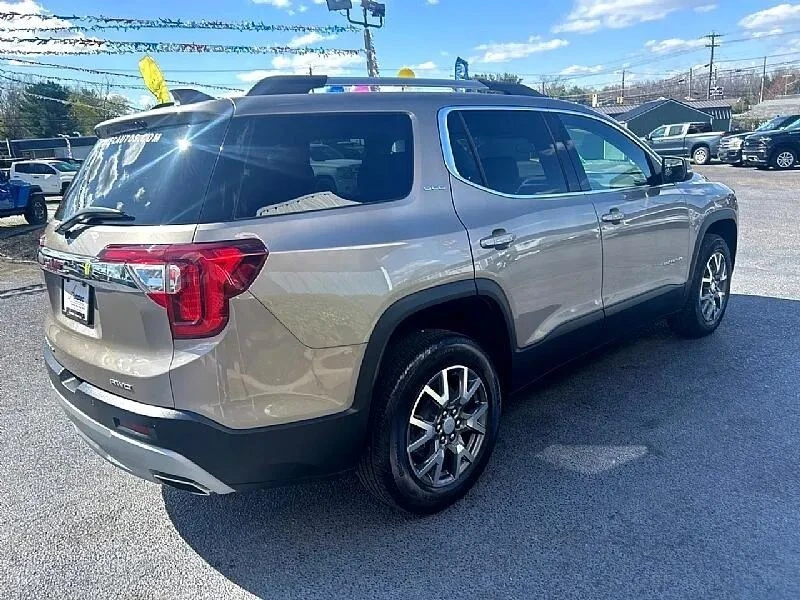 2023 GMC Acadia - Image 3 of 12