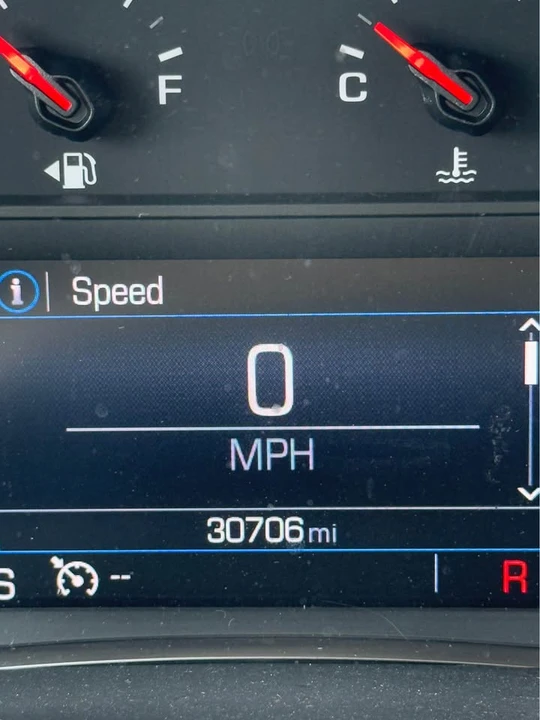 2023 GMC Acadia - Image 12 of 12