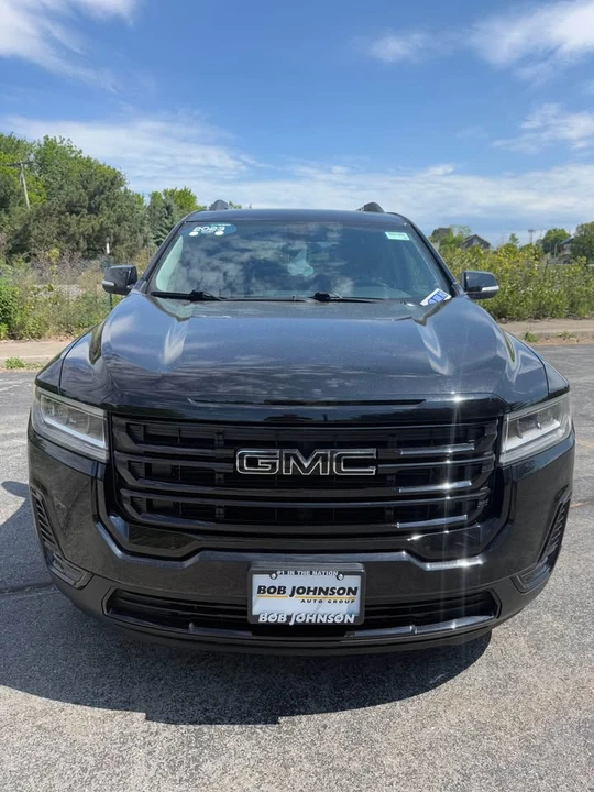 2023 GMC Acadia - Image 2 of 12