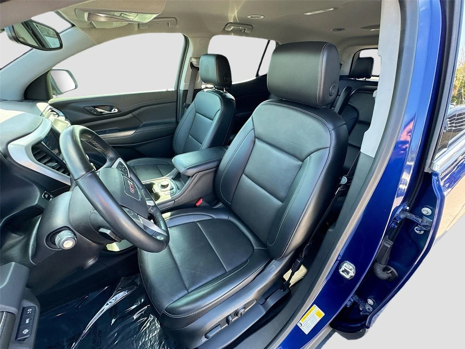 2023 GMC Acadia - Image 19 of 21