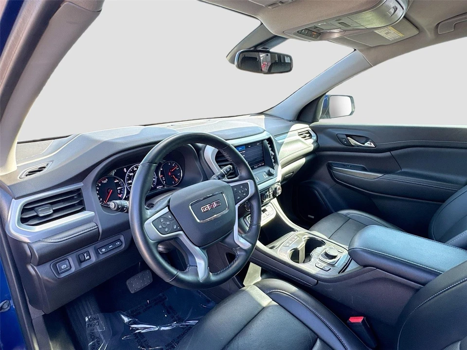 2023 GMC Acadia - Image 9 of 21