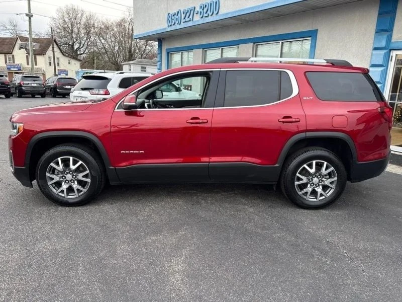2023 GMC Acadia - Image 3 of 12