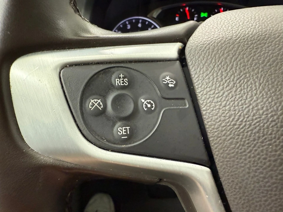 2023 GMC Acadia - Image 16 of 21