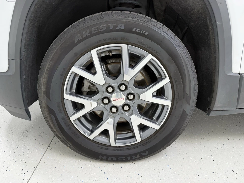 2023 GMC Acadia - Image 6 of 21