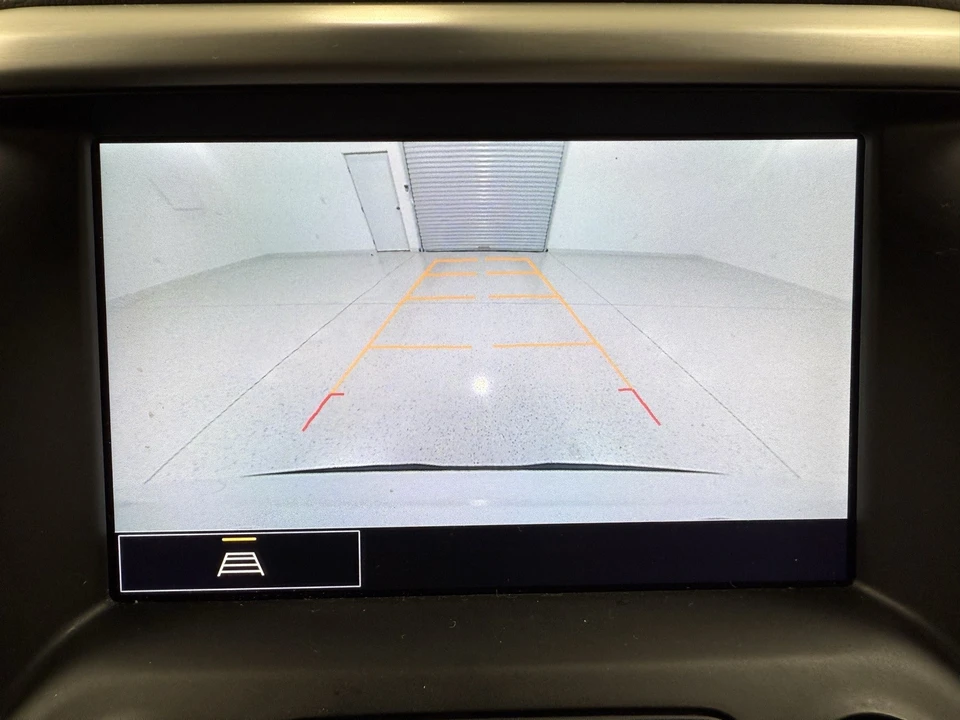 2023 GMC Acadia - Image 11 of 21