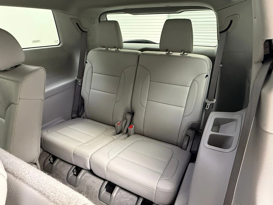 2023 GMC Acadia - Image 21 of 21