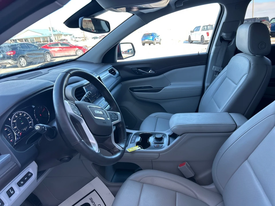 2023 GMC Acadia - Image 13 of 21