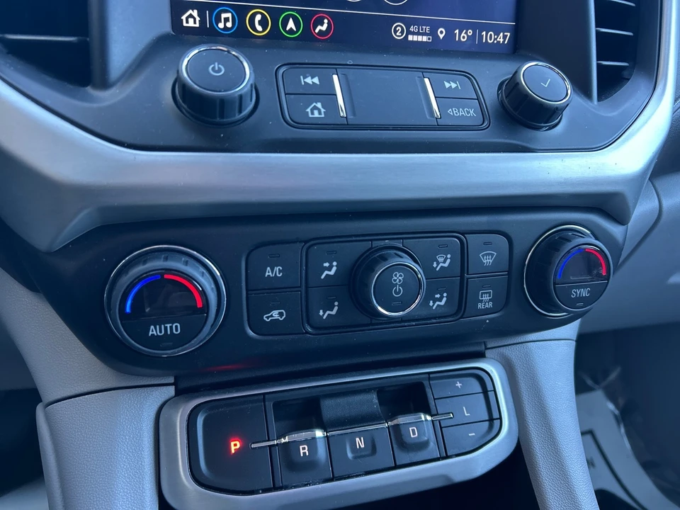 2023 GMC Acadia - Image 18 of 21