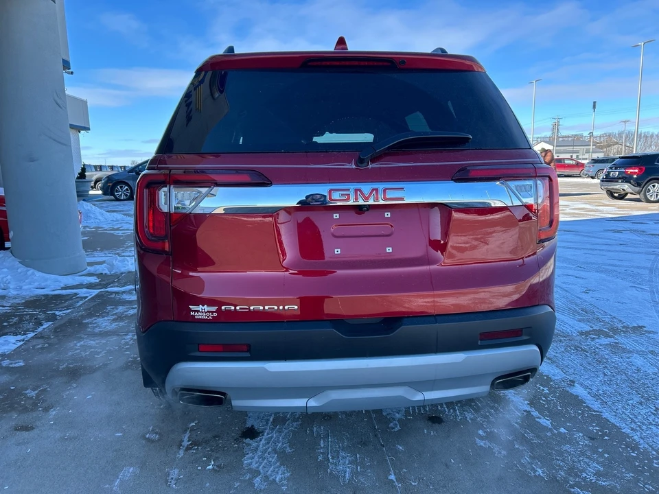 2023 GMC Acadia - Image 7 of 21