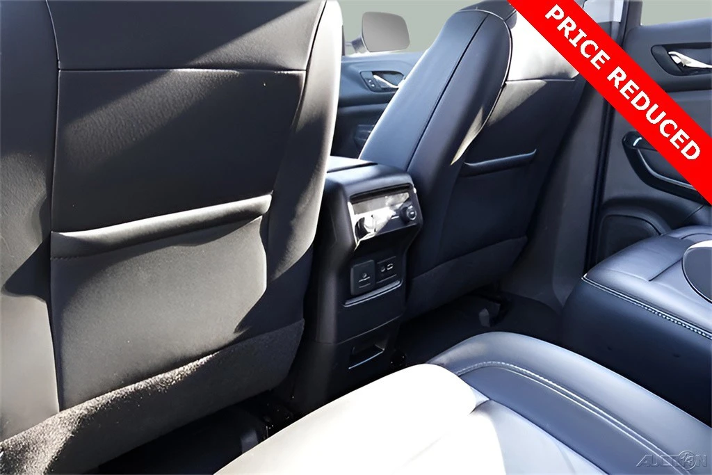 2023 GMC Acadia - Image 18 of 21