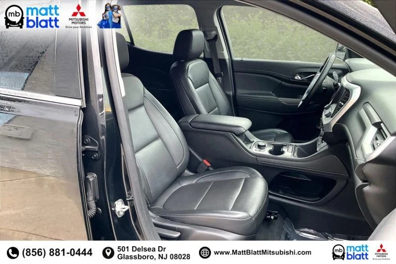 2023 GMC Acadia - Image 8 of 12