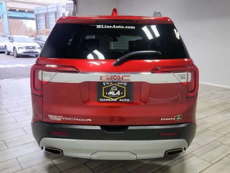 2023 GMC Acadia - Image 4 of 12