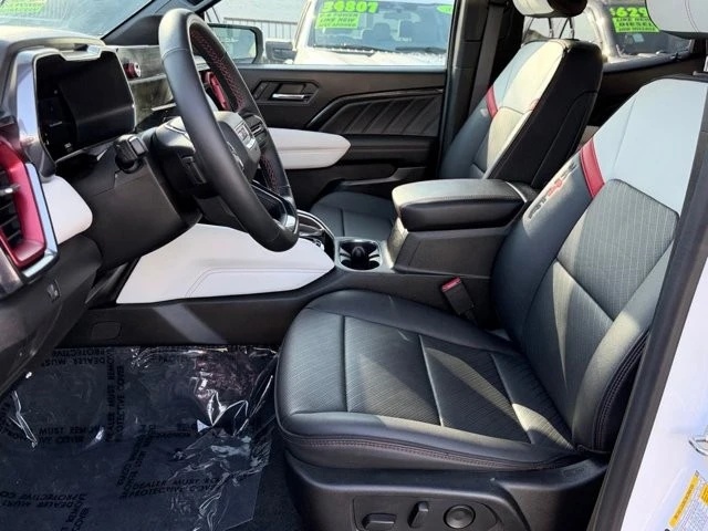 2023 GMC Canyon 2nd Gen - Image 15 of 21