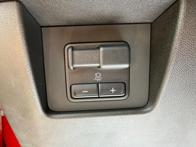 2023 GMC Canyon 2nd Gen - Image 16 of 21