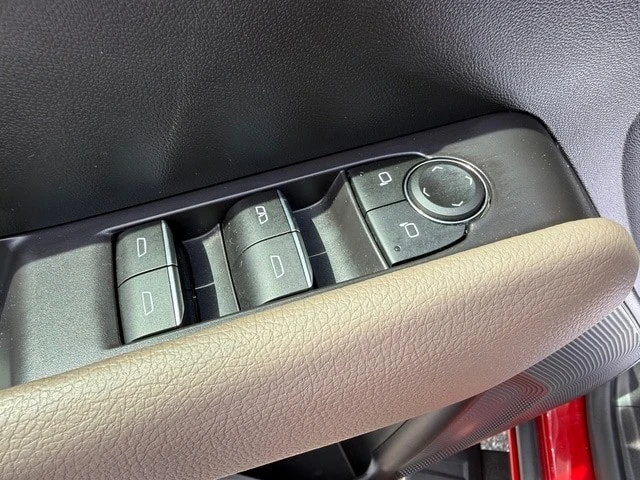 2023 GMC Canyon 2nd Gen - Image 14 of 21