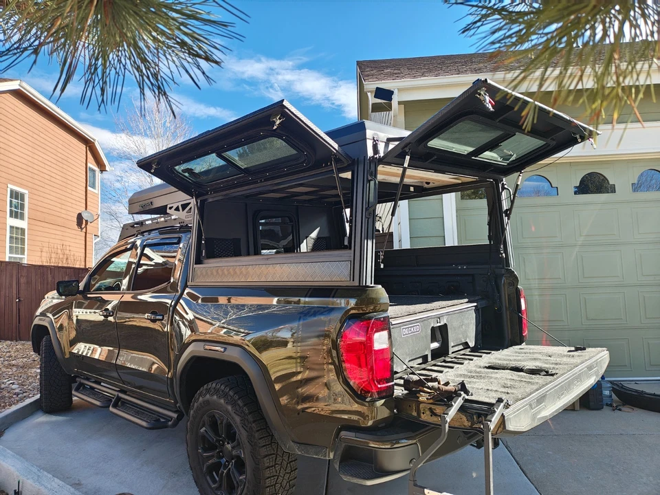 2023 GMC Canyon 2nd Gen - Image 19 of 21