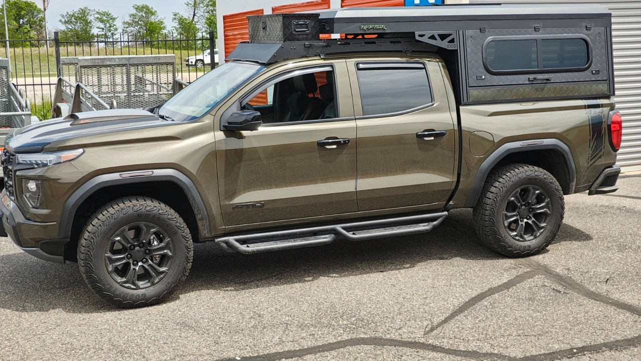 2023 GMC Canyon 2nd Gen - Image 8 of 21